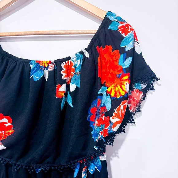 DESIGN LAB – Black floral off-the-shoulder dress | Large * - Picture 3 of 9